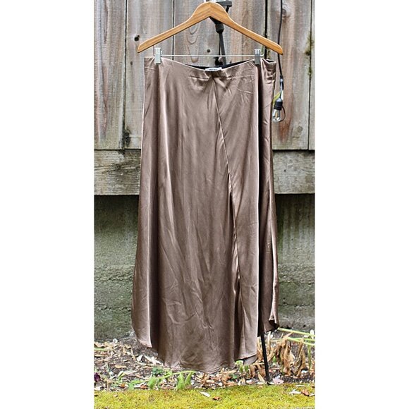 Johnny Was - Crinkle Satin Asymmetric Maxi Skirt in Smoldering Grey, size Medium - Picture 5 of 12